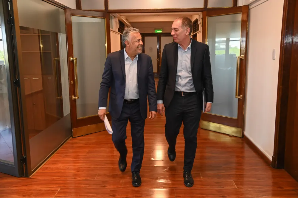 Cornejo Santilli en Mendoza_