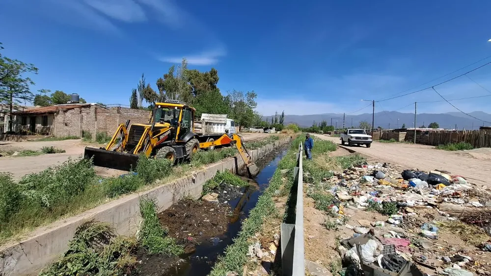 Hidráulica cauces basura