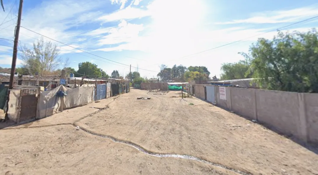 CALLE pilcomayo barrio las viñas