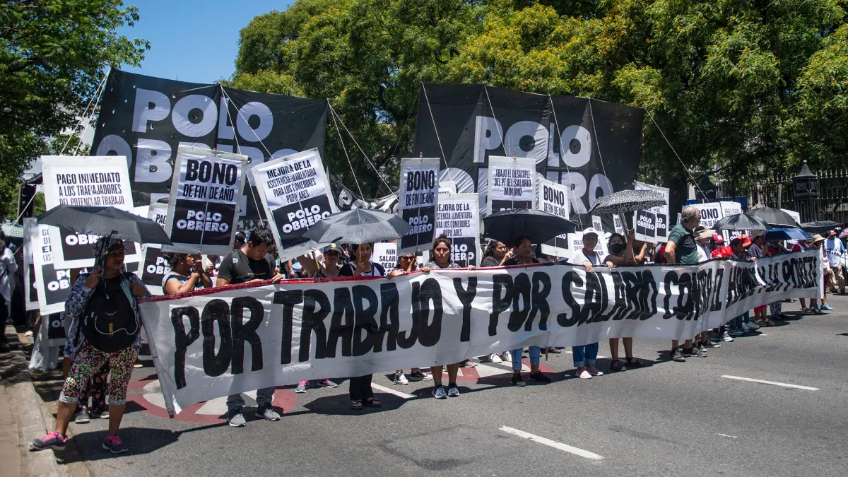 Marcha de organizaciones políticas y sociales
