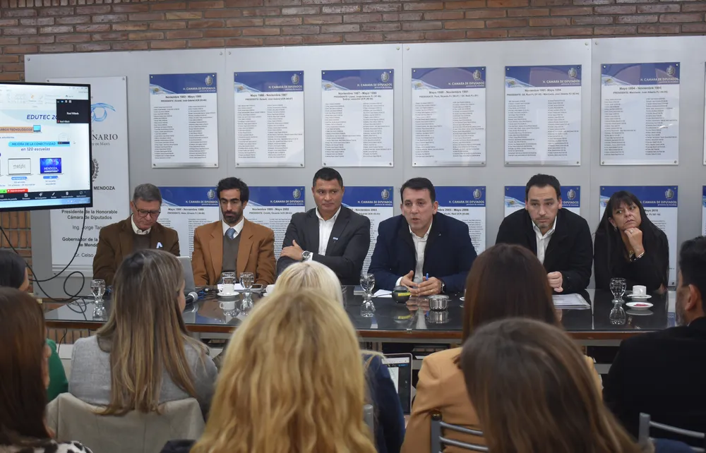 proyecto-digitalizacion-educacion-y-saludjpg