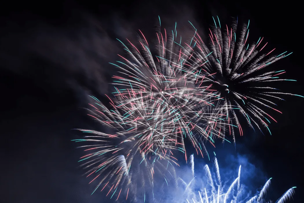 fuegos artificiales-min