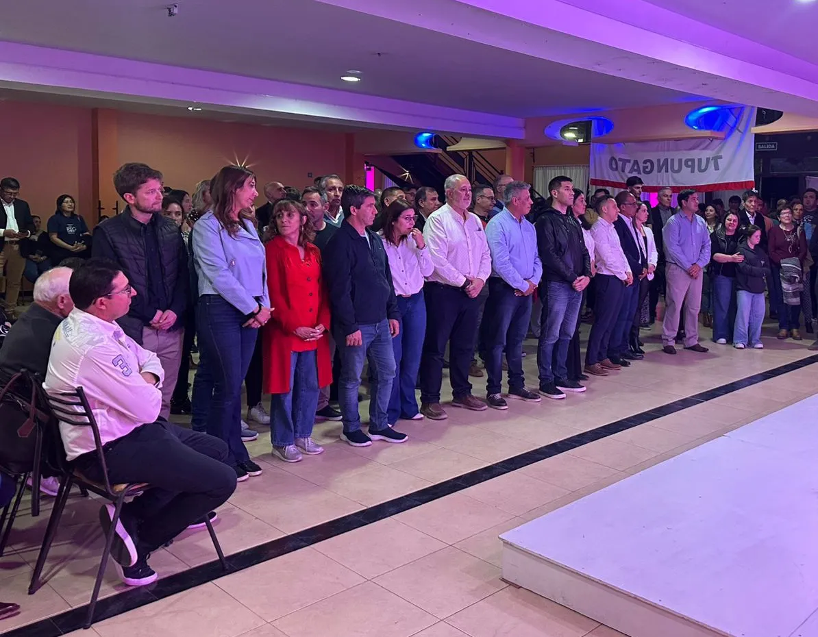 Apoyo a Aguilera en la presentación de candidatos a concejales Apoyo a Aguilera en la presentación de candidatos a concejales