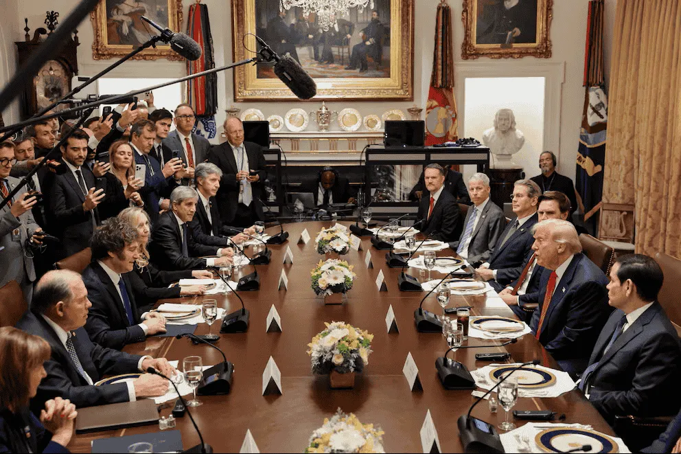 Trump con Milei Washington (1)