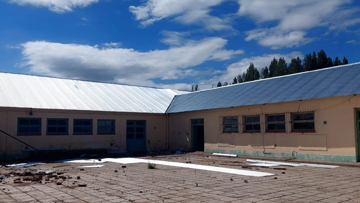 escuela-rio-negro-pareditas-san-carlos-1200x676