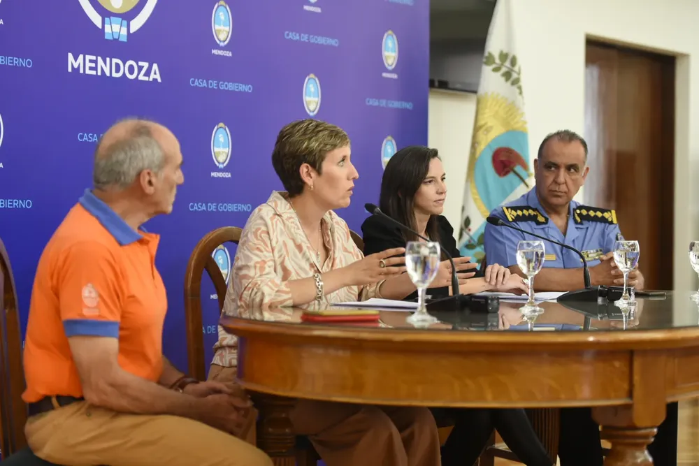 DSC_7199 DSC_7199 Jimena Latorre y Mercedes Rus