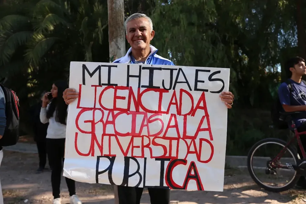 marcha-universidades-mendoza4