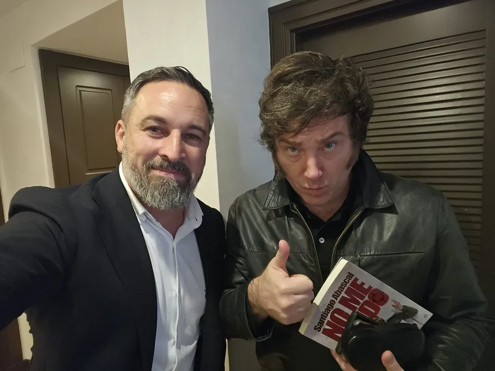 Santiago Abascal y Javier Milei
