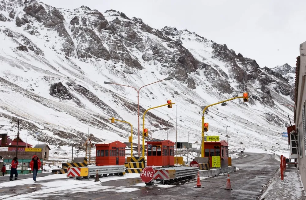 cierran-el-paso-chile-temperaturas-cero-y-nevadas