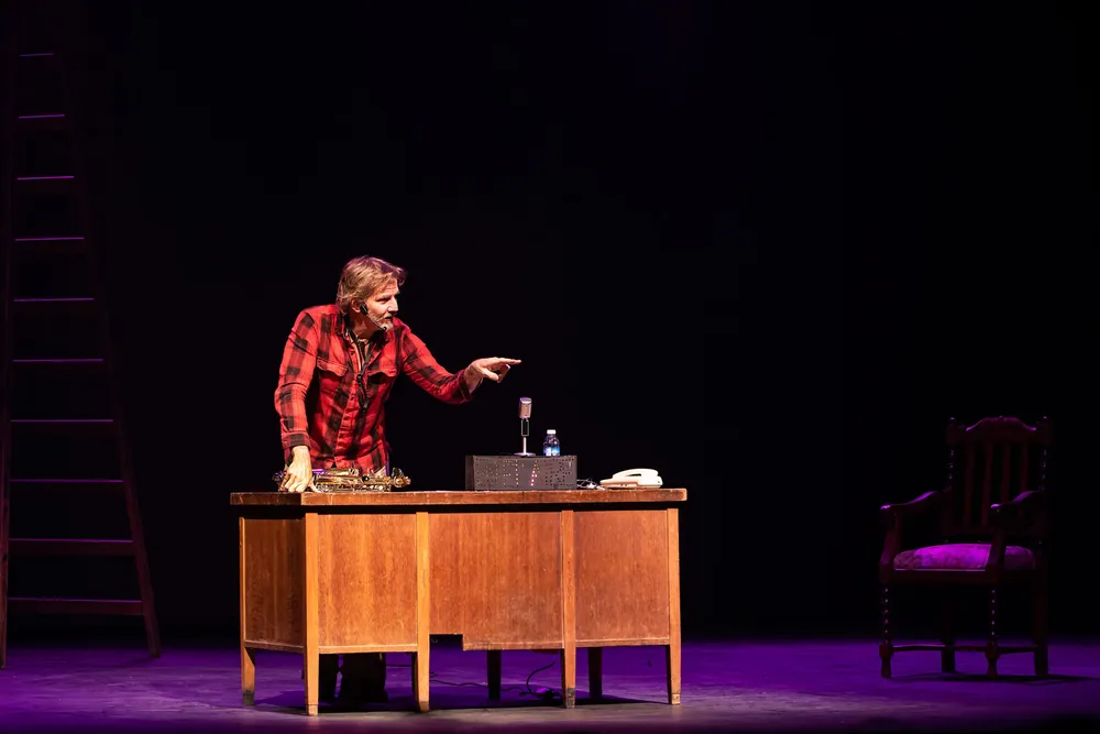 Hugo Arana-En el aire