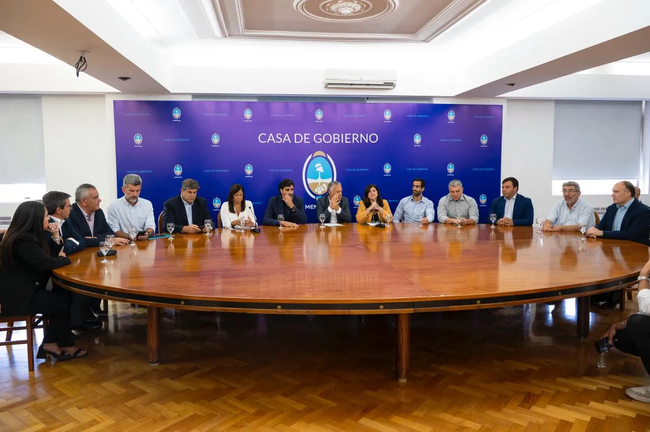 diego-costarelli-alfedo-cornejo