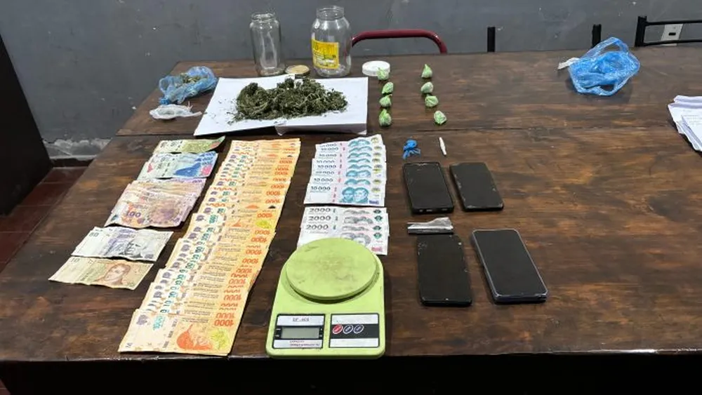 detuvieron-dos-narcos-san-carlos (1)