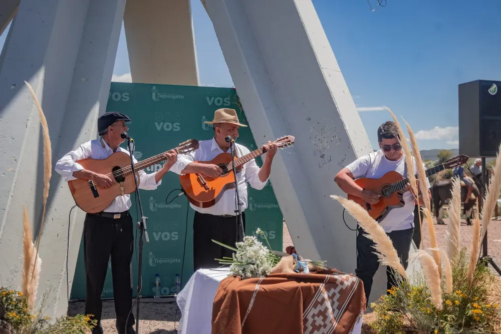 12-edicion-Cabalgata-al-Cristo-Rey-del-Valle-de-Tupungato-9-1536x1024