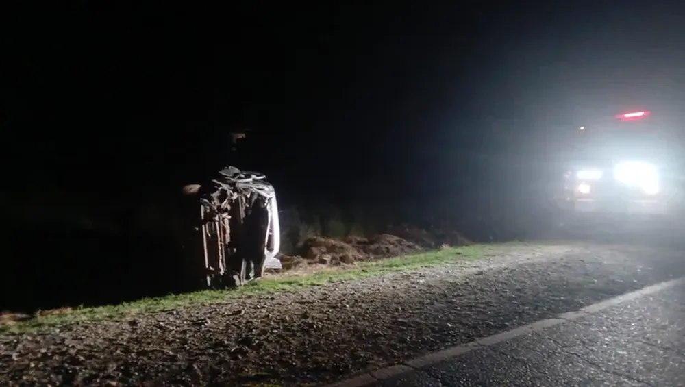 un-joven-mendocino-murio-volcar-su-auto-la-ruta-7-neuquen