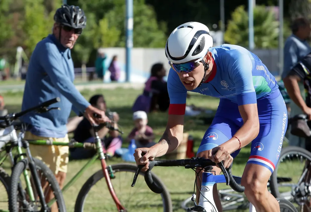 ciclista-vuelta ciclística de Mendoza